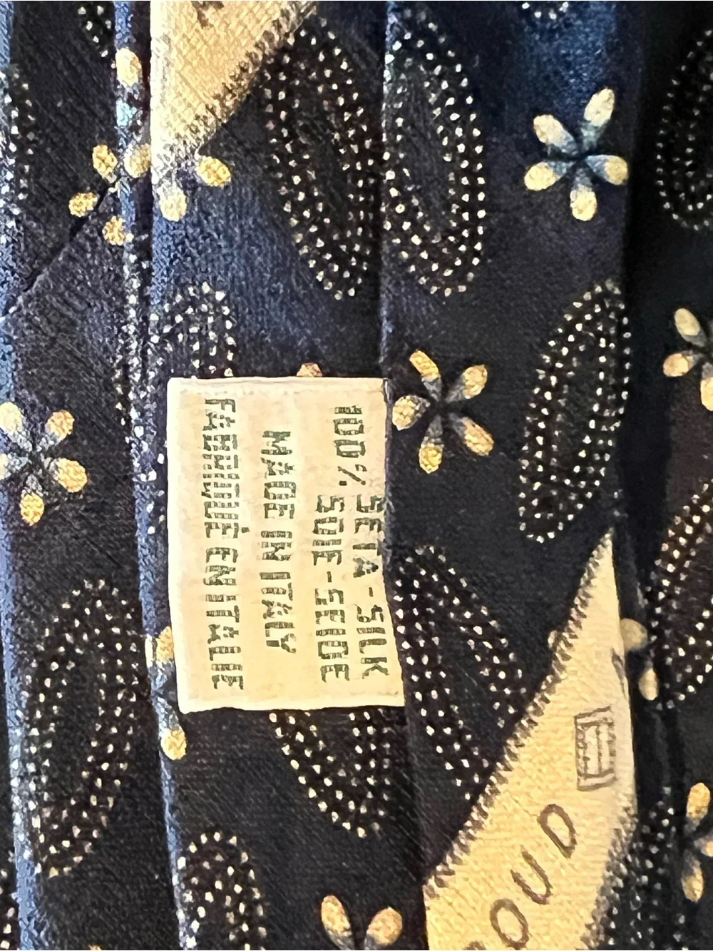 Classic Joseph Abboud Navy Floral-Print Men's Silk Tie